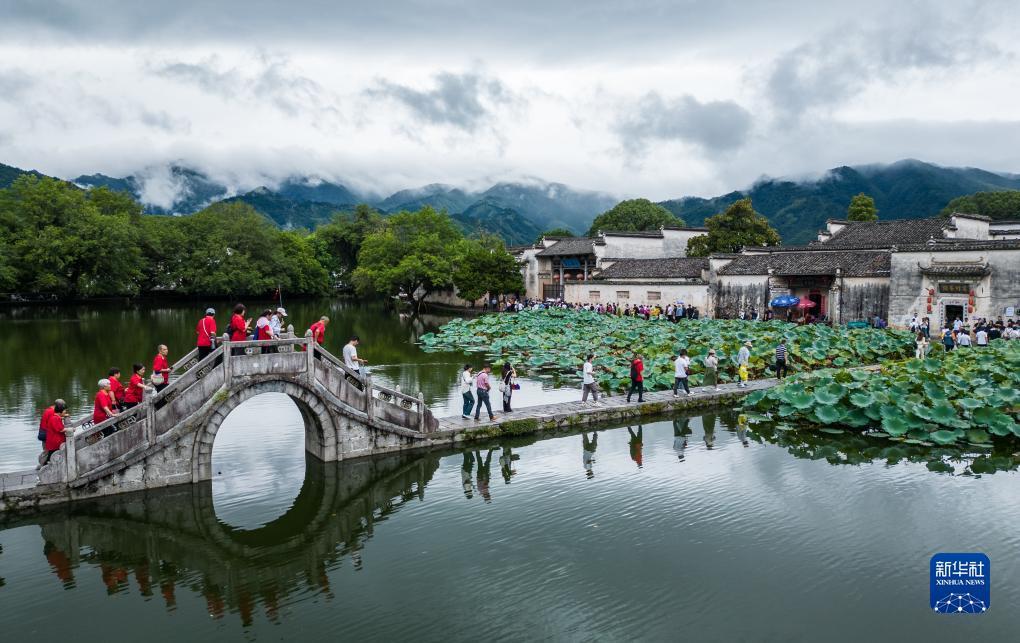 水果狂欢九线机可提现